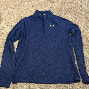 Nike DriFit Quarter Zip Size M